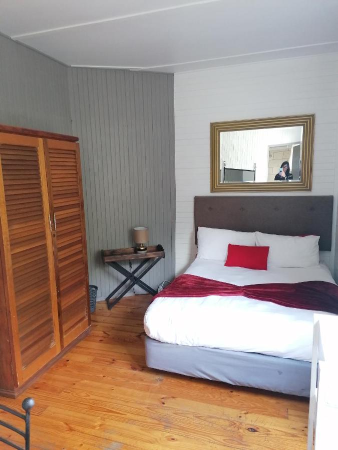 Knysna N2 Lodge ภายนอก รูปภาพ