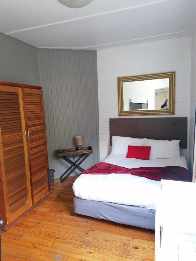 Knysna N2 Lodge ภายนอก รูปภาพ
