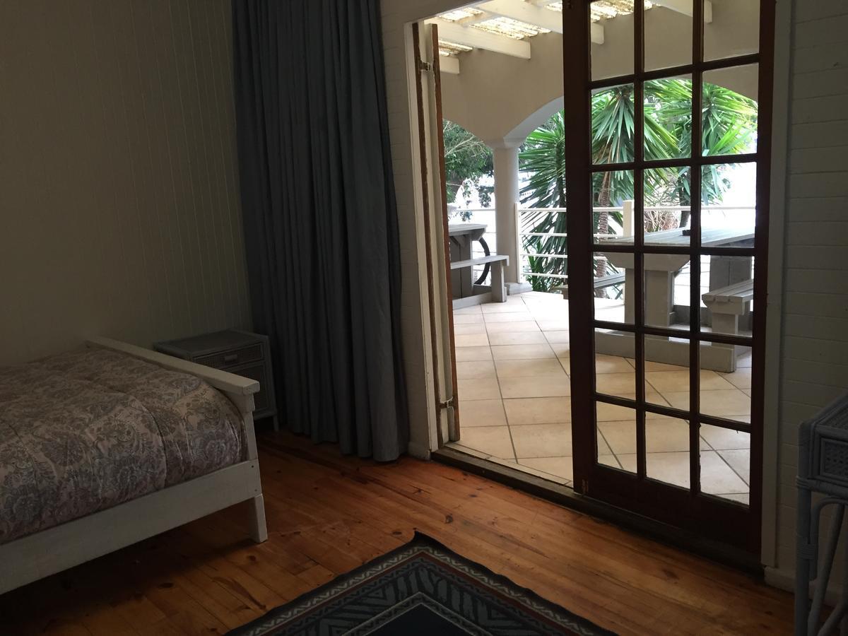 Knysna N2 Lodge ภายนอก รูปภาพ