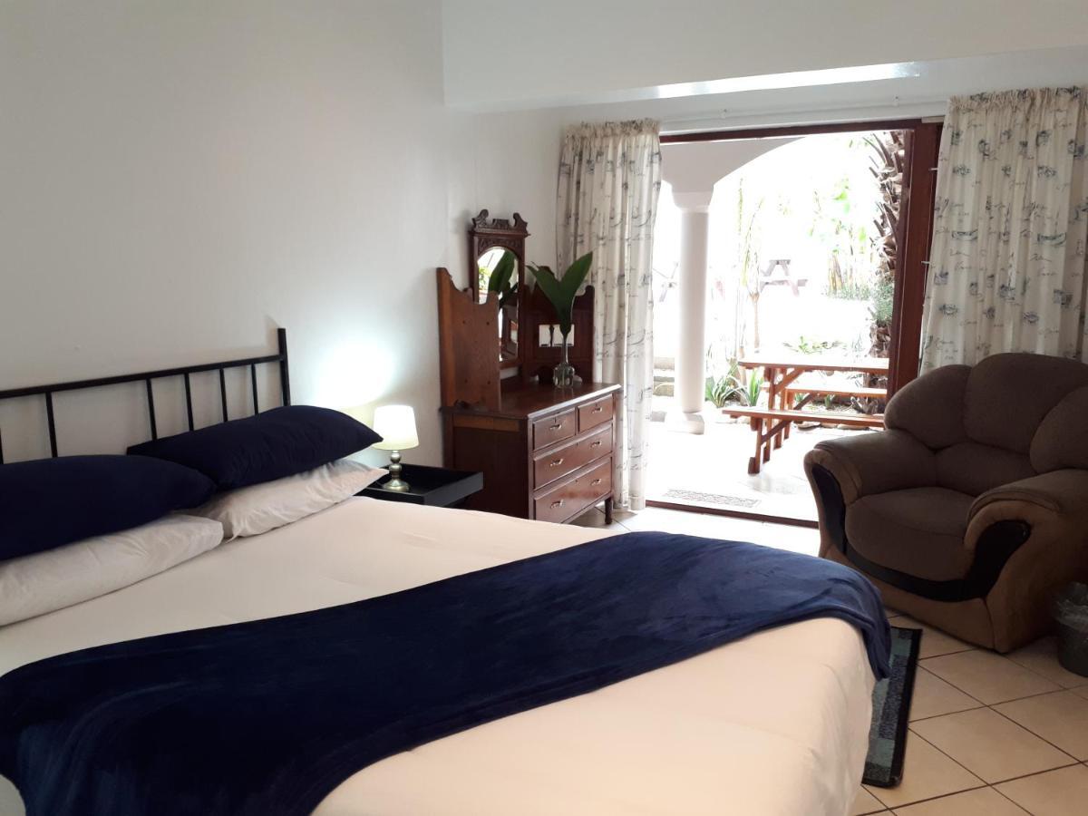 Knysna N2 Lodge ภายนอก รูปภาพ